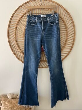 Flying monkey Womens Dark Blue Flare Jeans w/leg split  size 27